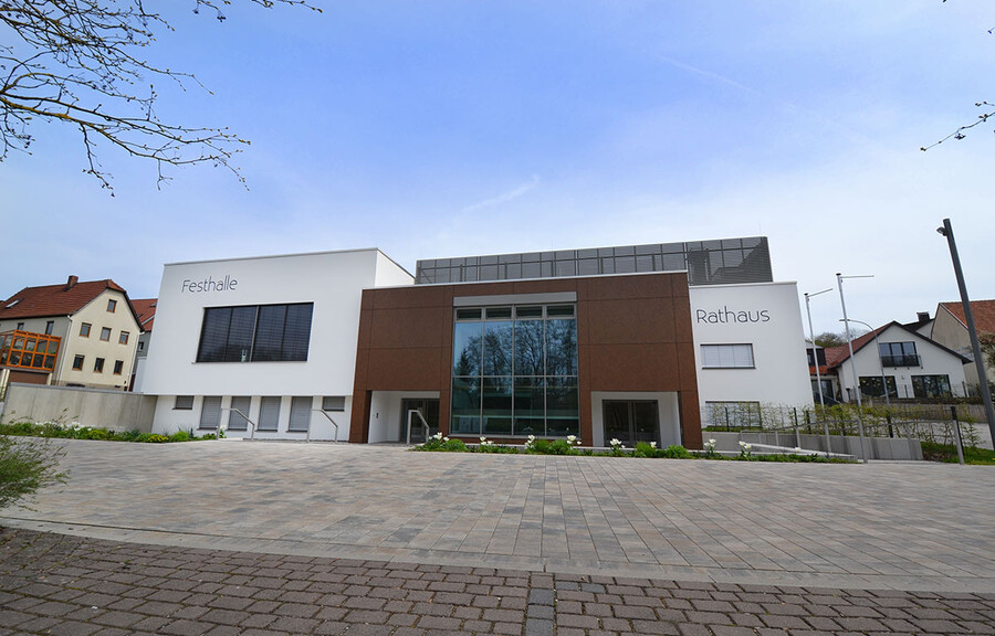 Fassadenarbeiten Trespa Dorfzentrum Heustreu